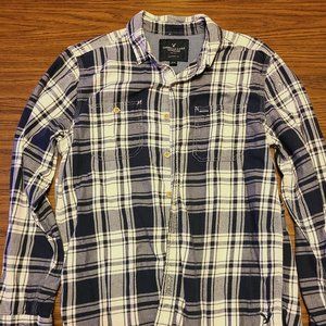 American Eagle Long Sleeve Button Down Shirt